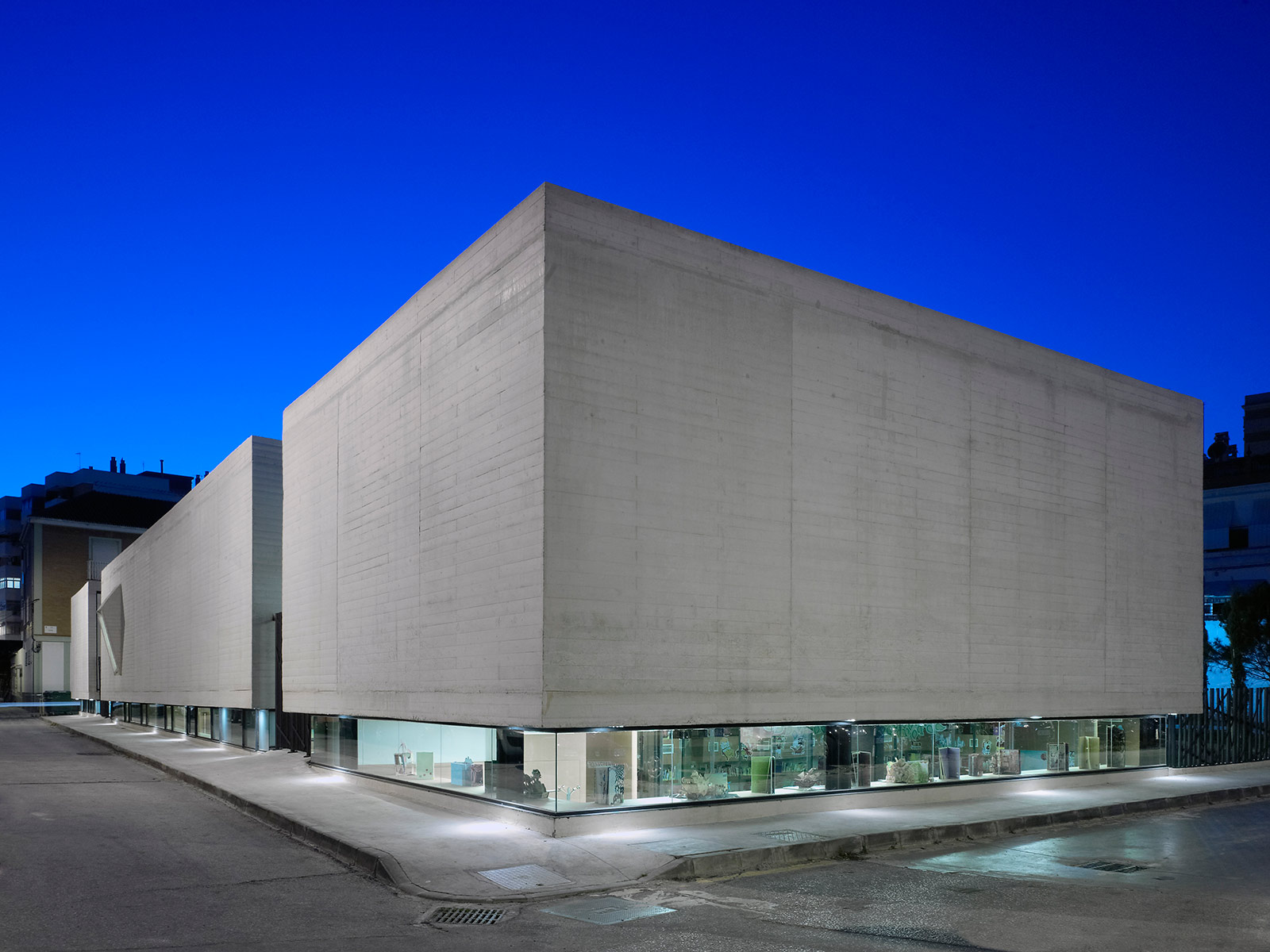 BIBLIOTECA MANUEL ALTOLAGUIRRE. MARÍA GONZÁLEZ-JORDI CASTRO / JACOBO DOMÍNGUEZ